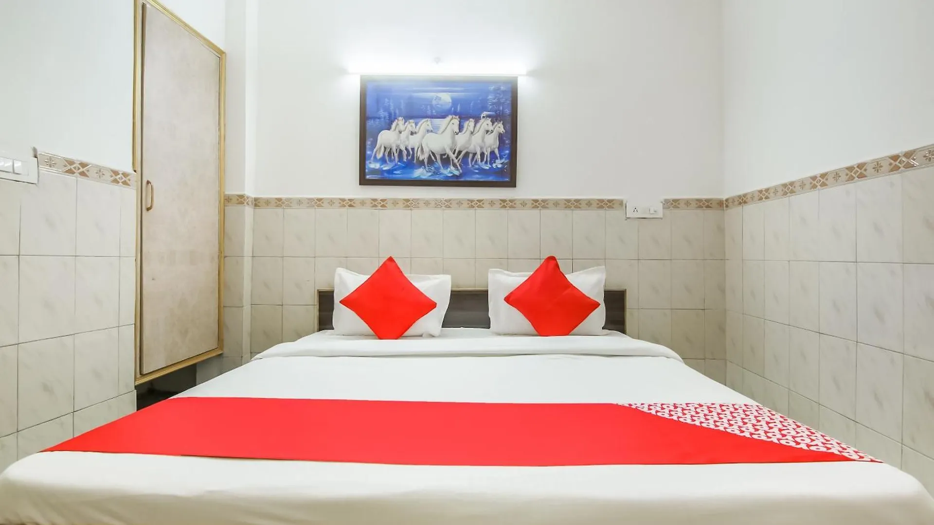 Hotel Sapna Gurgaon 3*,  India