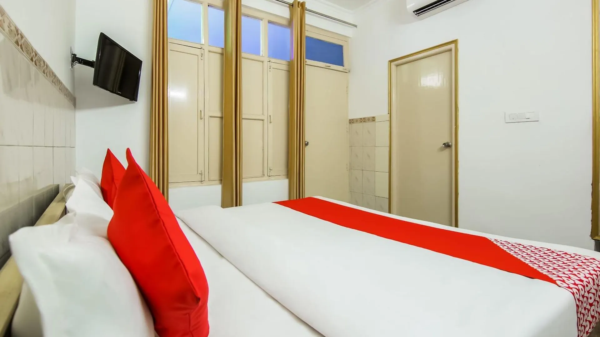 Hotel Sapna Gurgaon