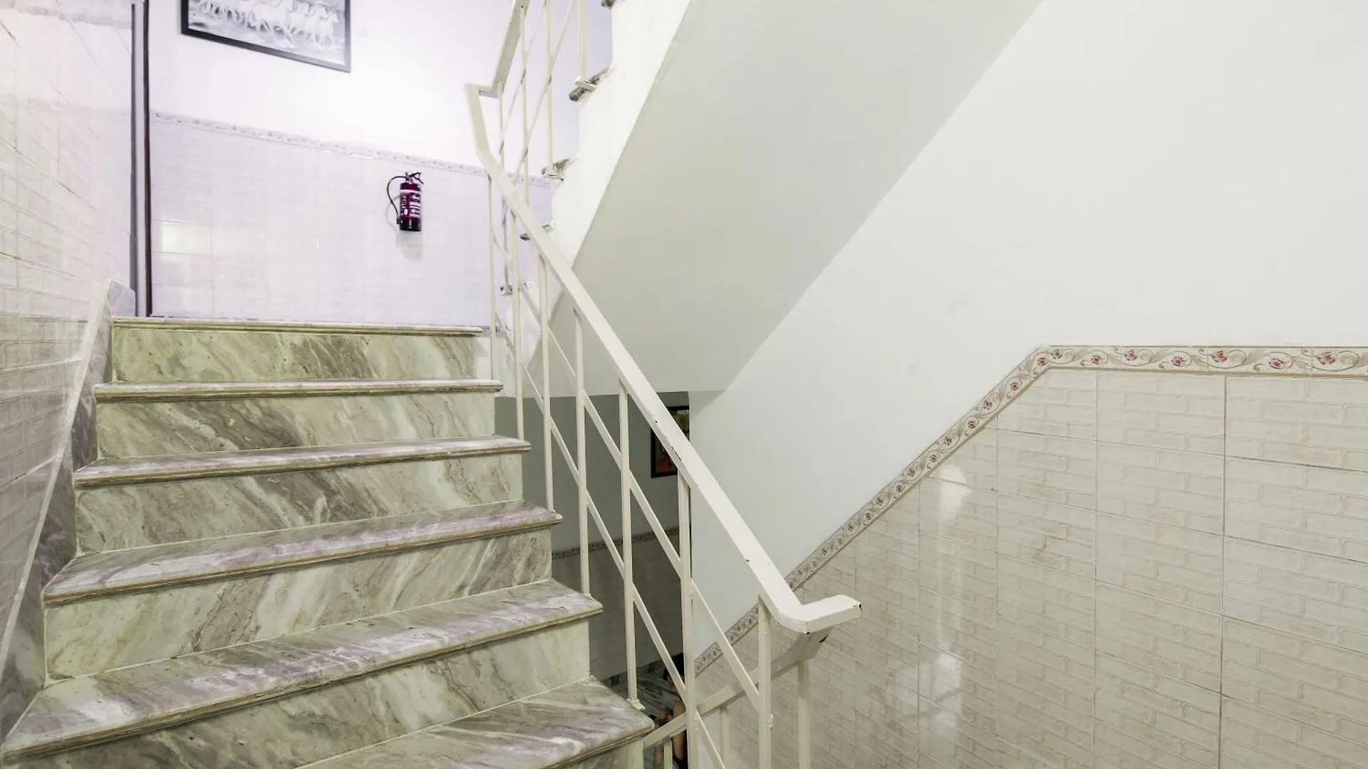 Hotel Sapna Gurgaon